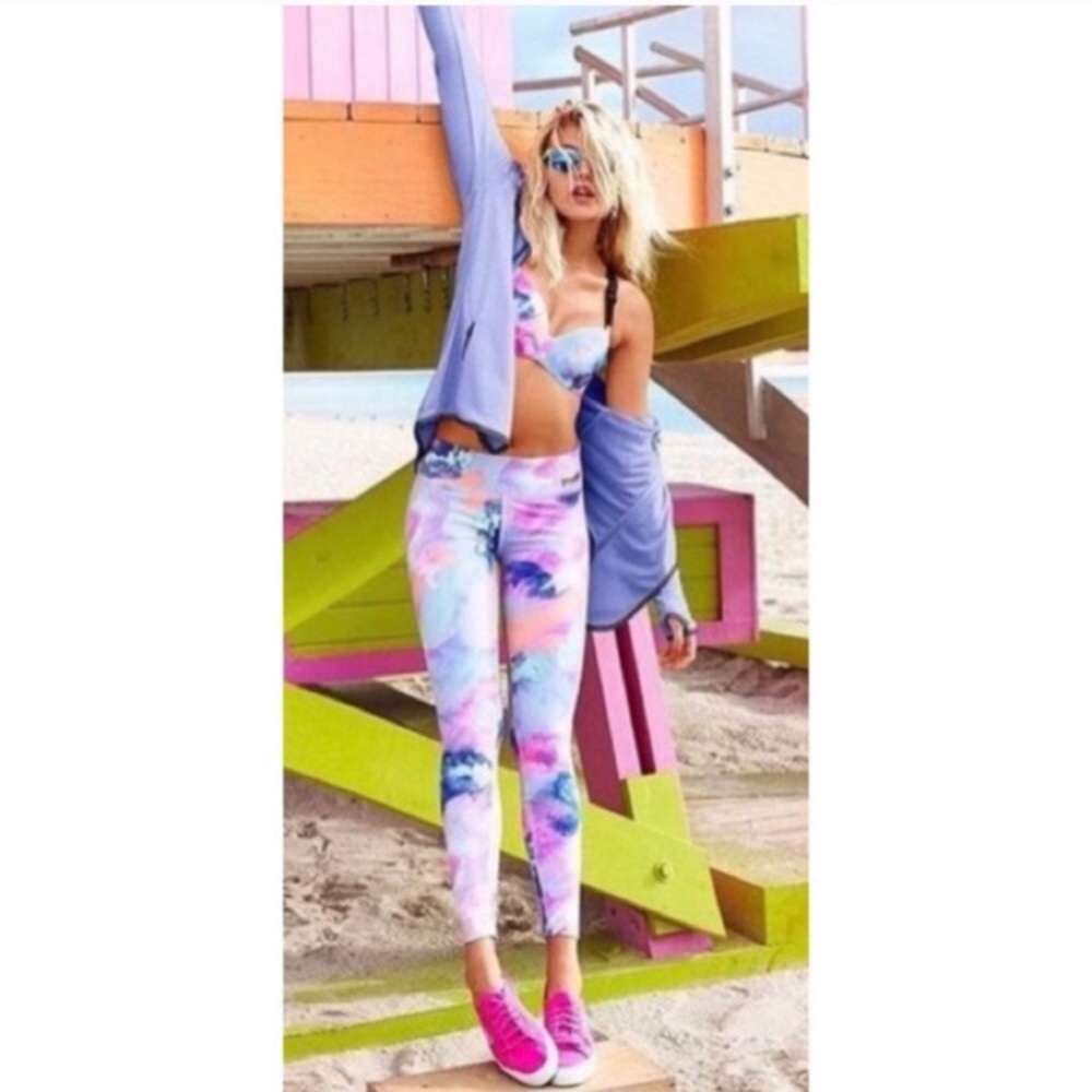 VS PINK ULTIMATE WATERCOLOR SET
